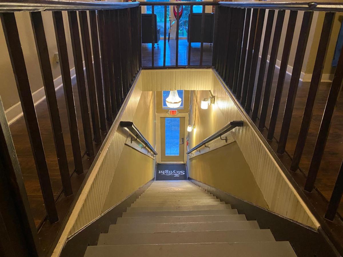 The Skylight Hotel グリーンビル エクステリア 写真