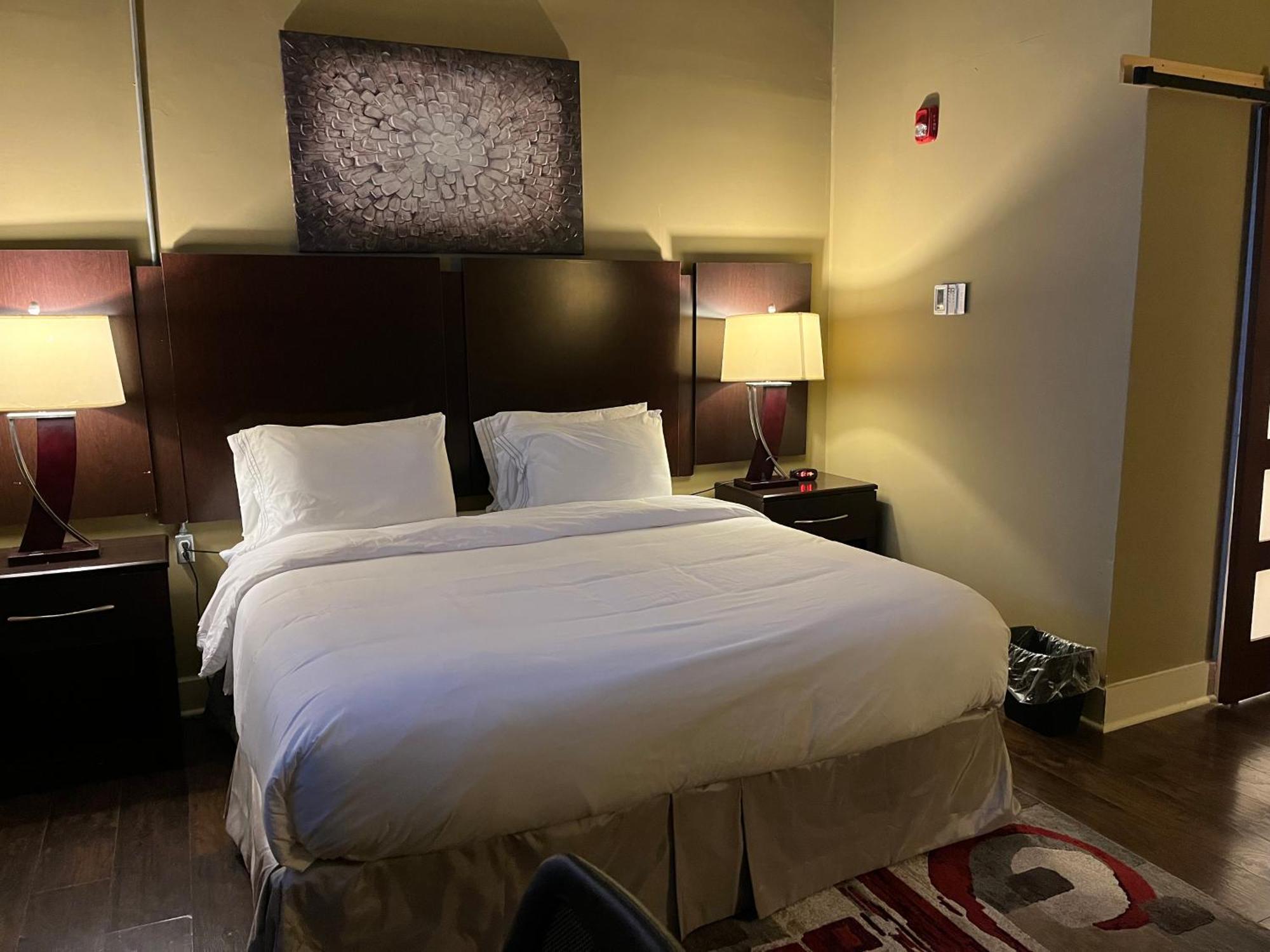 The Skylight Hotel グリーンビル エクステリア 写真