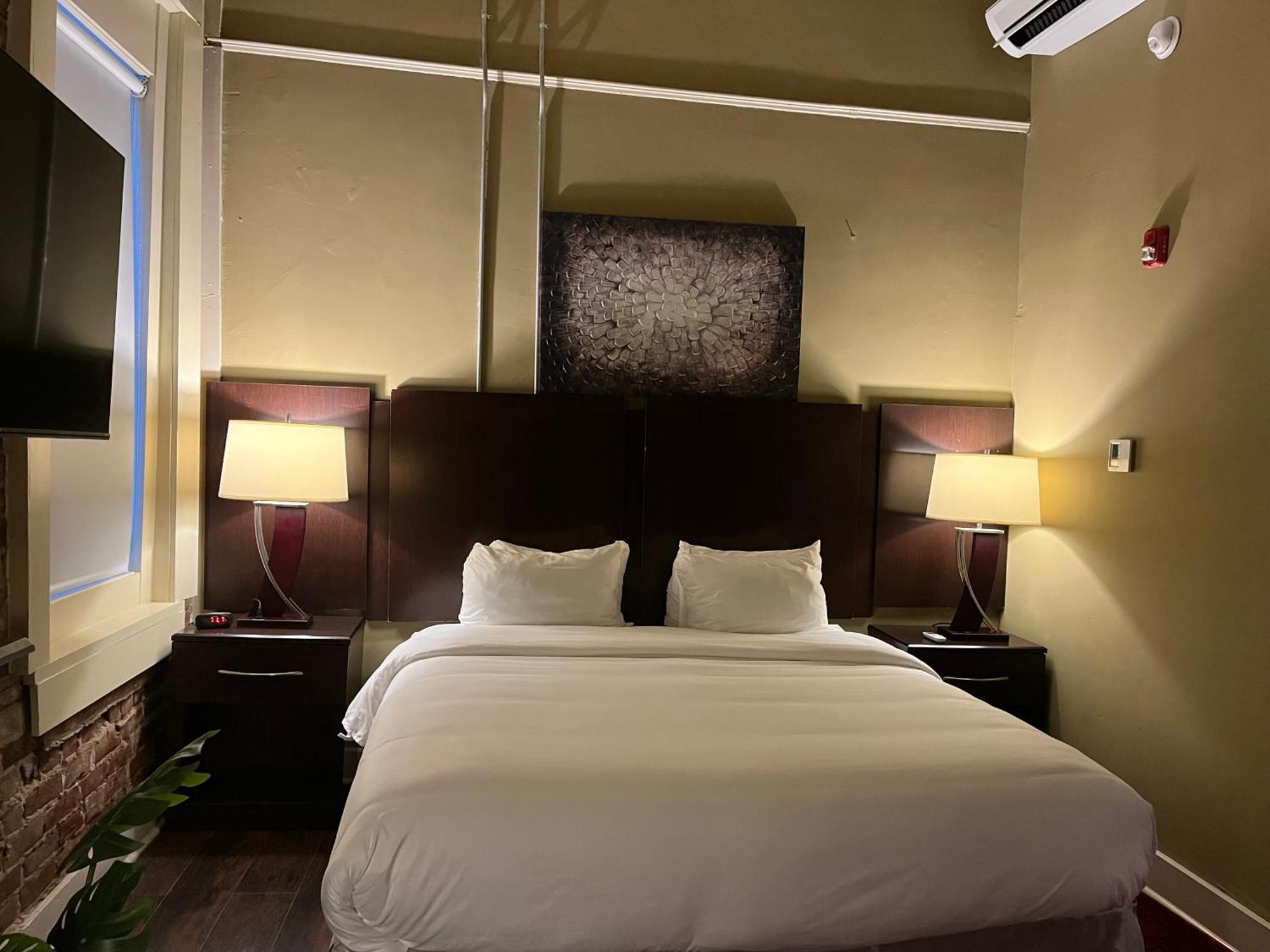 The Skylight Hotel グリーンビル エクステリア 写真