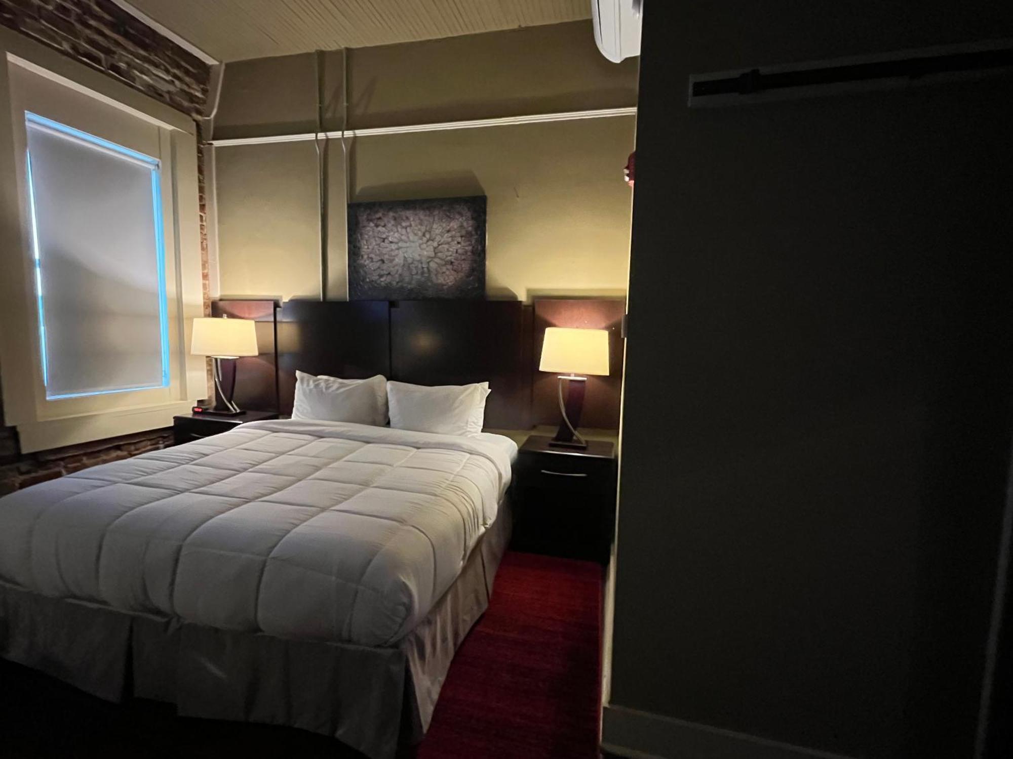 The Skylight Hotel グリーンビル エクステリア 写真