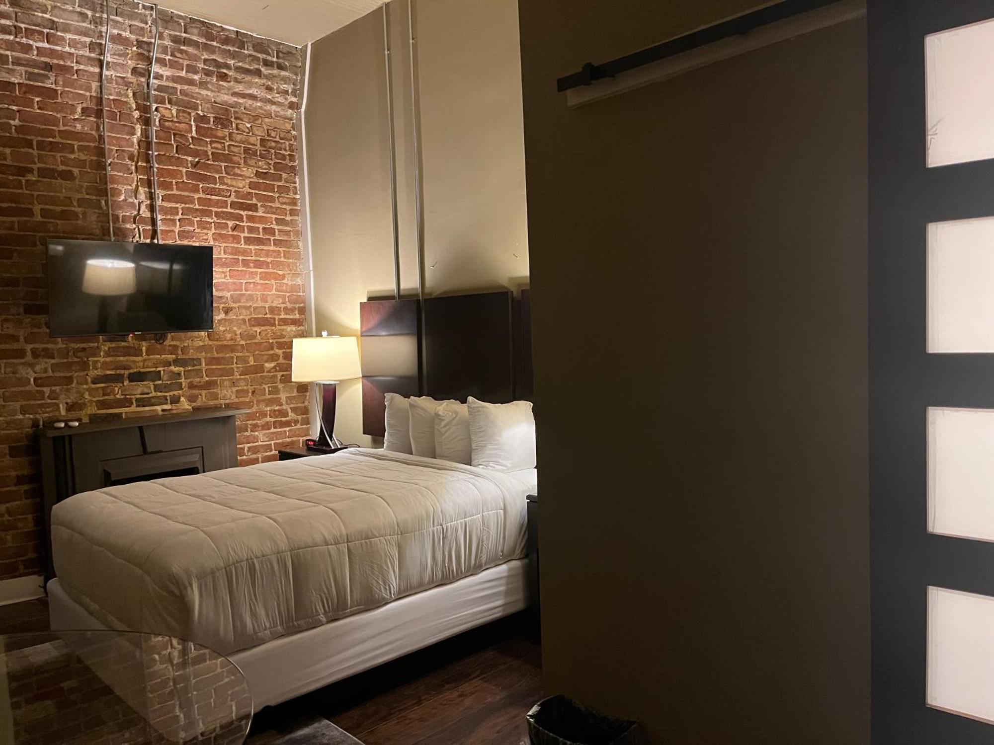 The Skylight Hotel グリーンビル エクステリア 写真